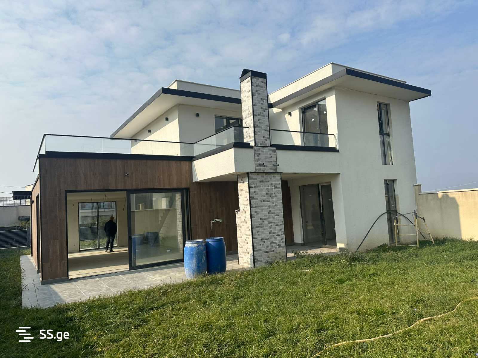 6 Room Summer Cottage For Sale view 1