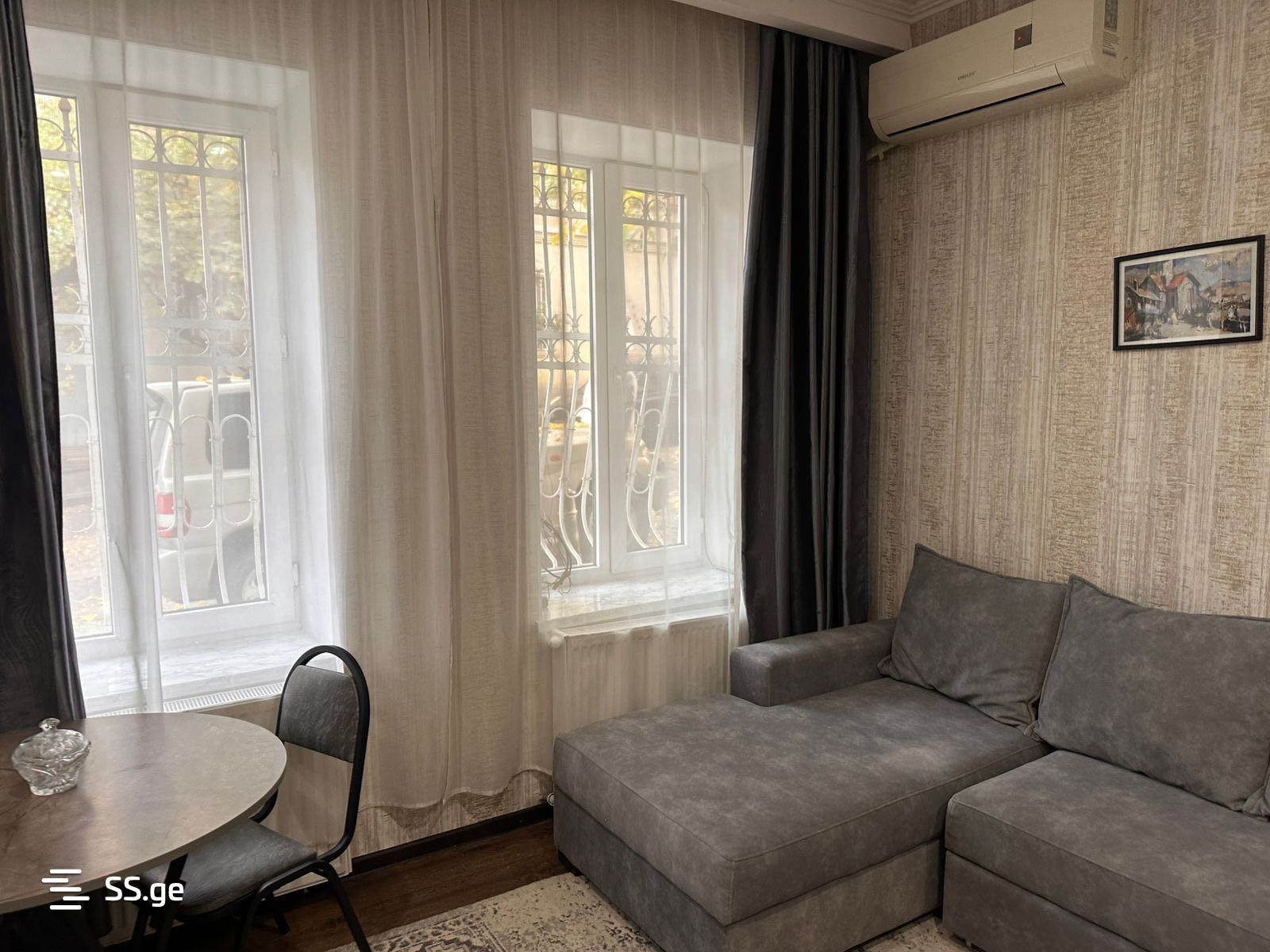 2 Room Flat Daily Rent. Vera view 8