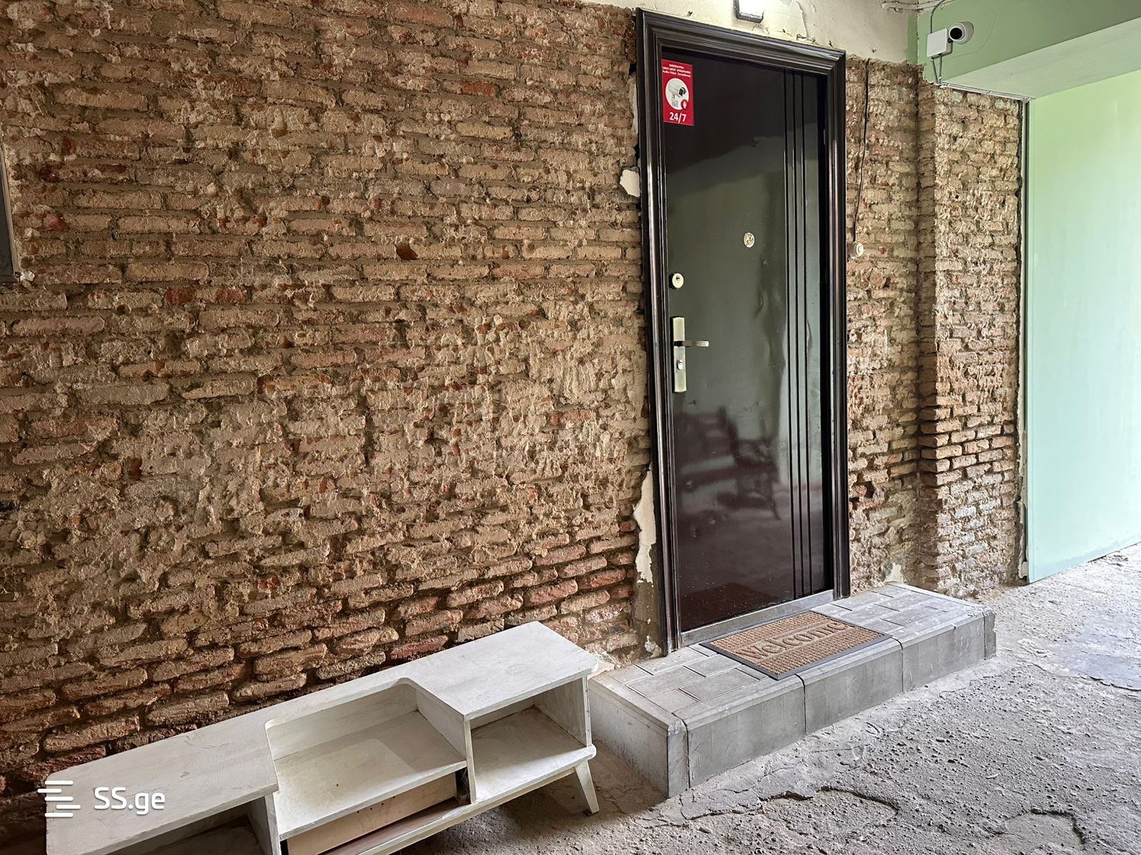 2 Room Flat Daily Rent. Vera view 3