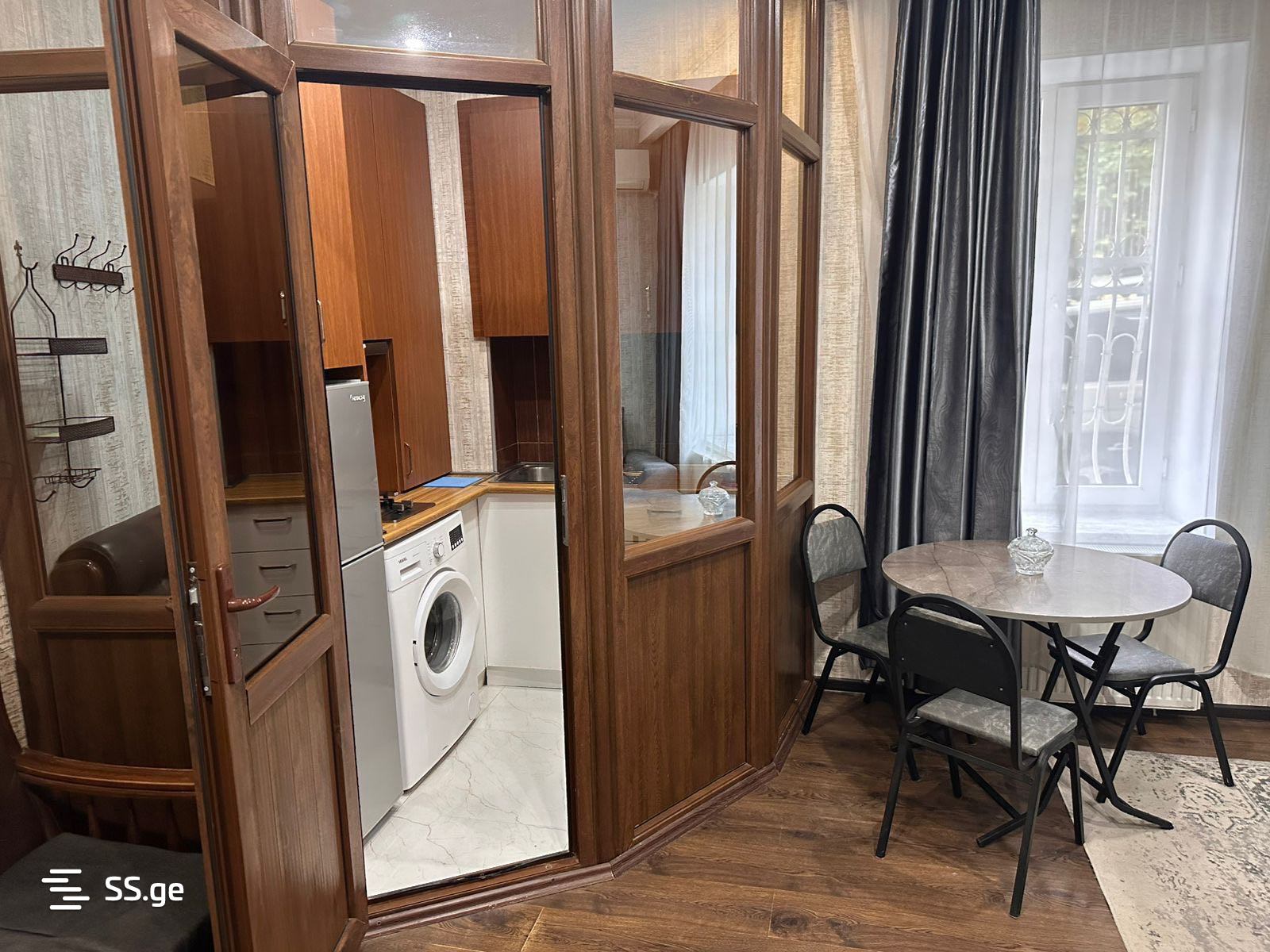 2 Room Flat Daily Rent. Vera view 9