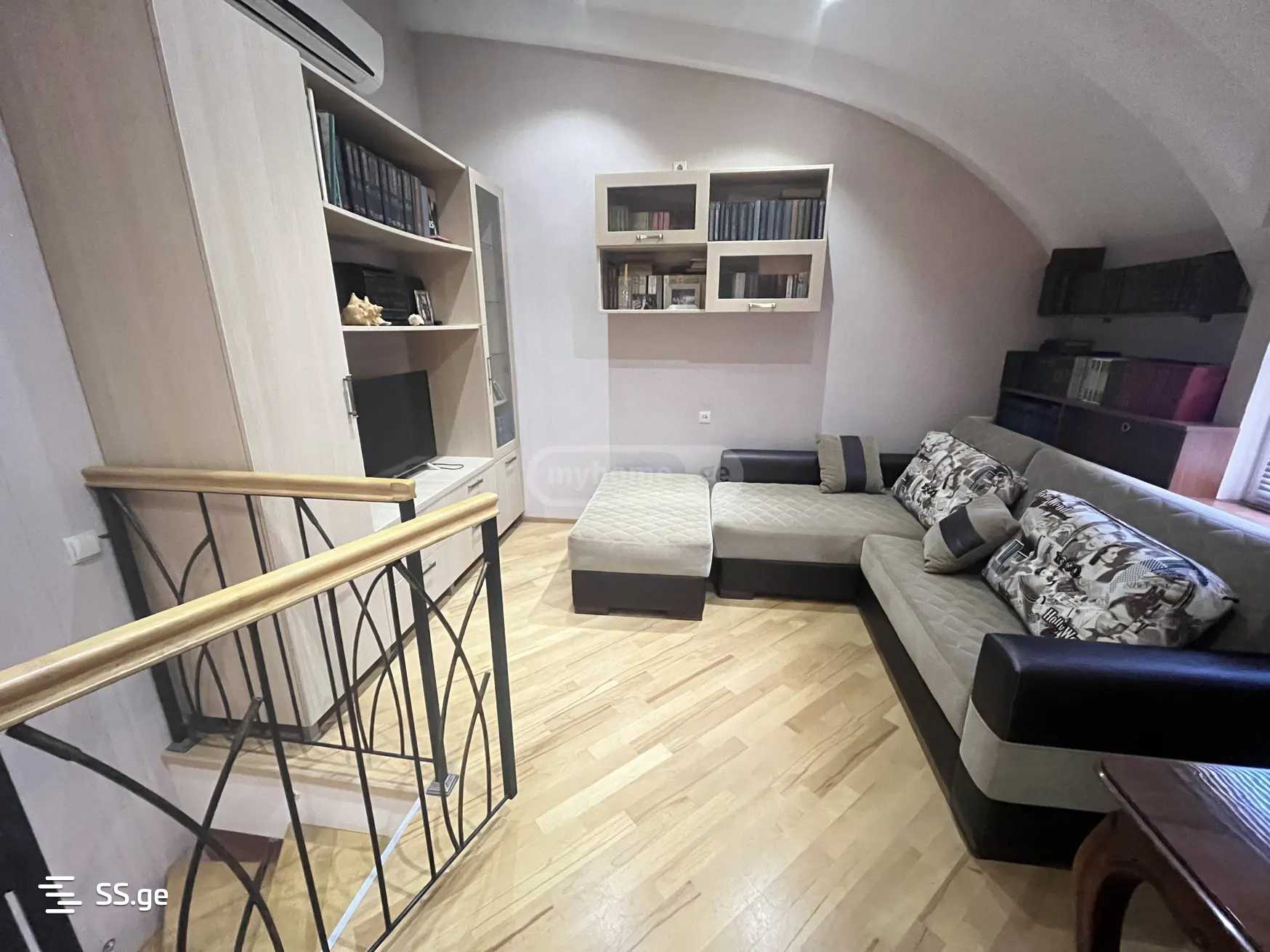 6 Room Private House For Rent. Chugureti, 11 of 12