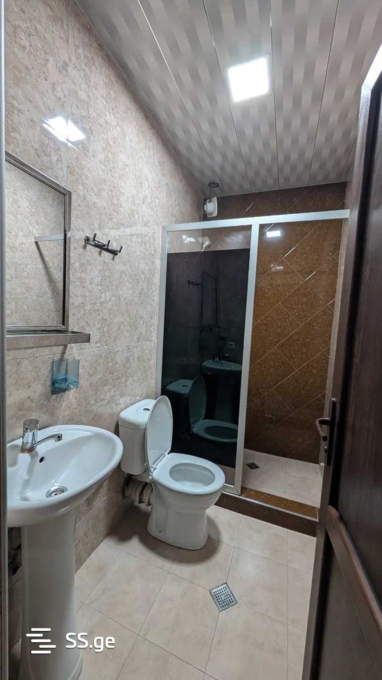 10 Room Hotel For Rent. Isani view 8