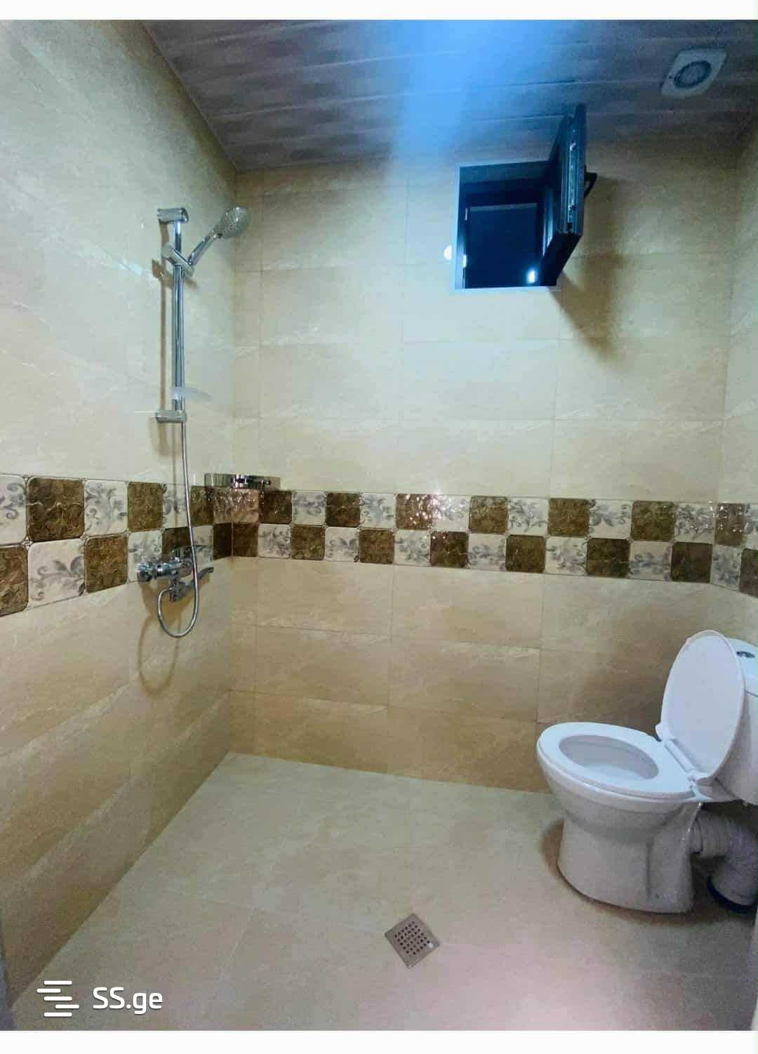 6 Room Private House For Sale view 8