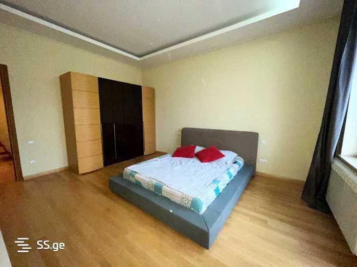 https://static.ss.ge/20251122/9_aea52e70-2055-4ada-af14-ec5bd83602fe_Thumb.jpg