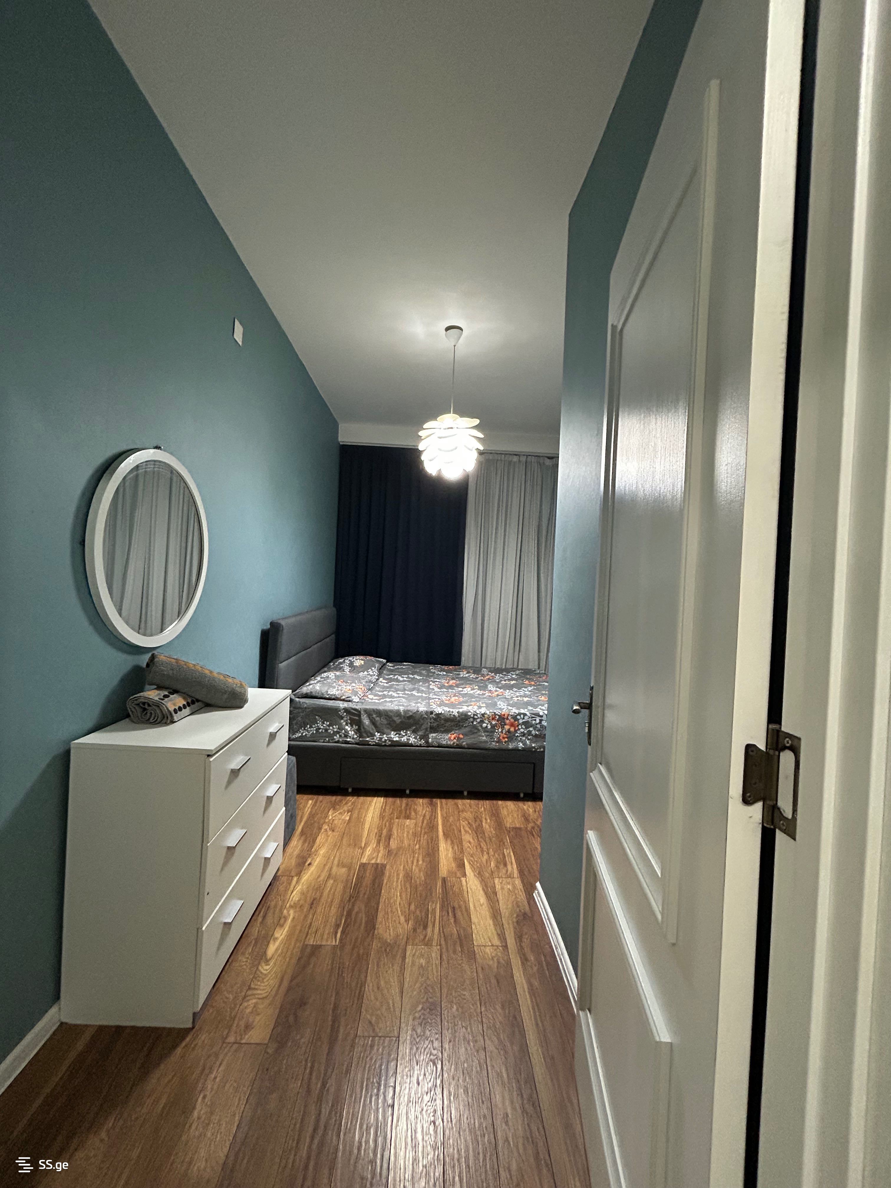 2 Room Flat Daily Rent. Isani view 8