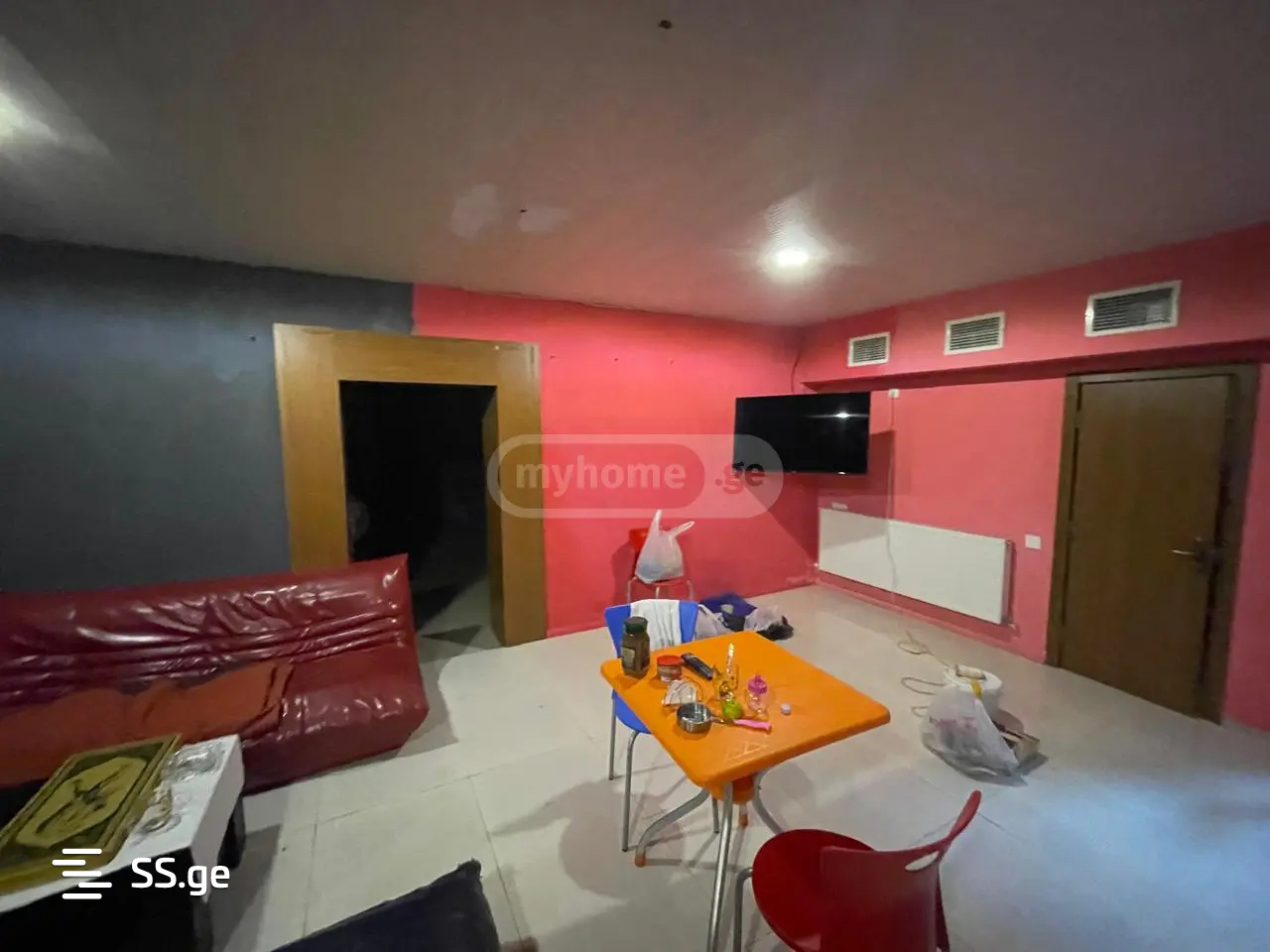 9 Room Hotel For Rent. Didube view 10