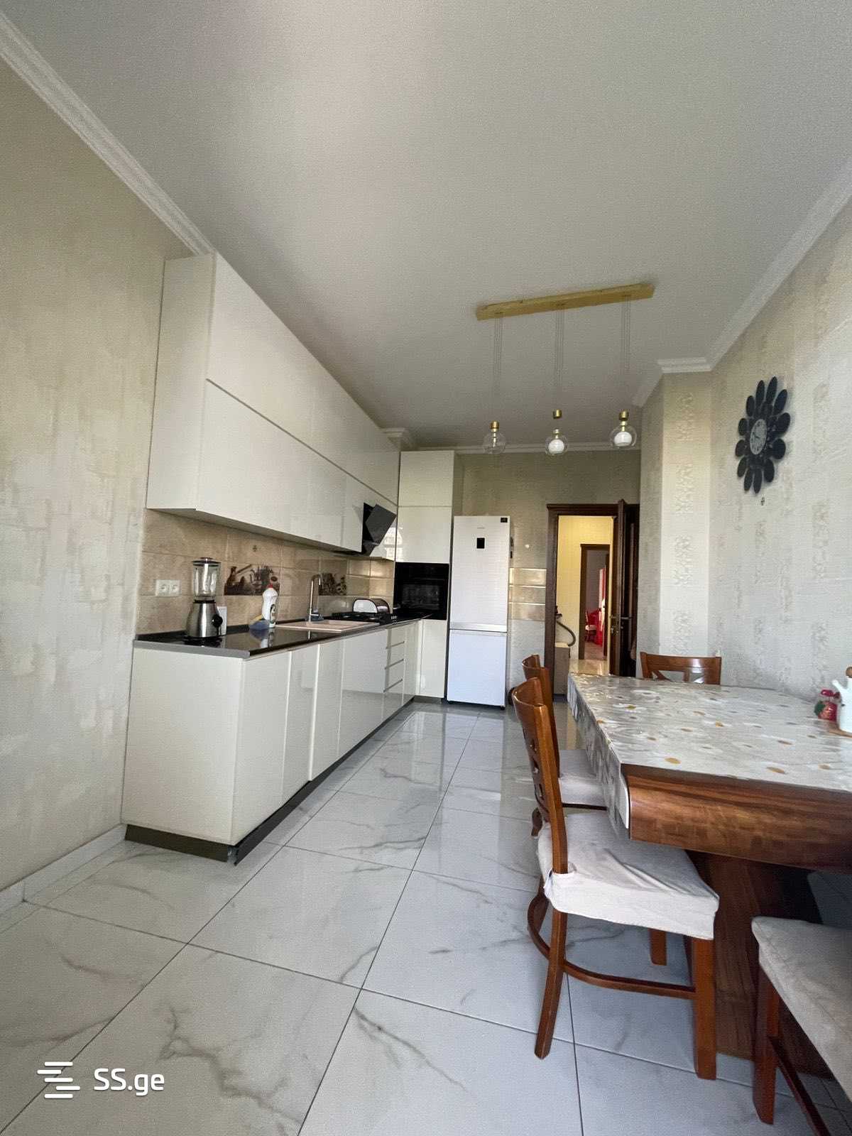 3 room Flat For Rent. Saburtalo - Meer
