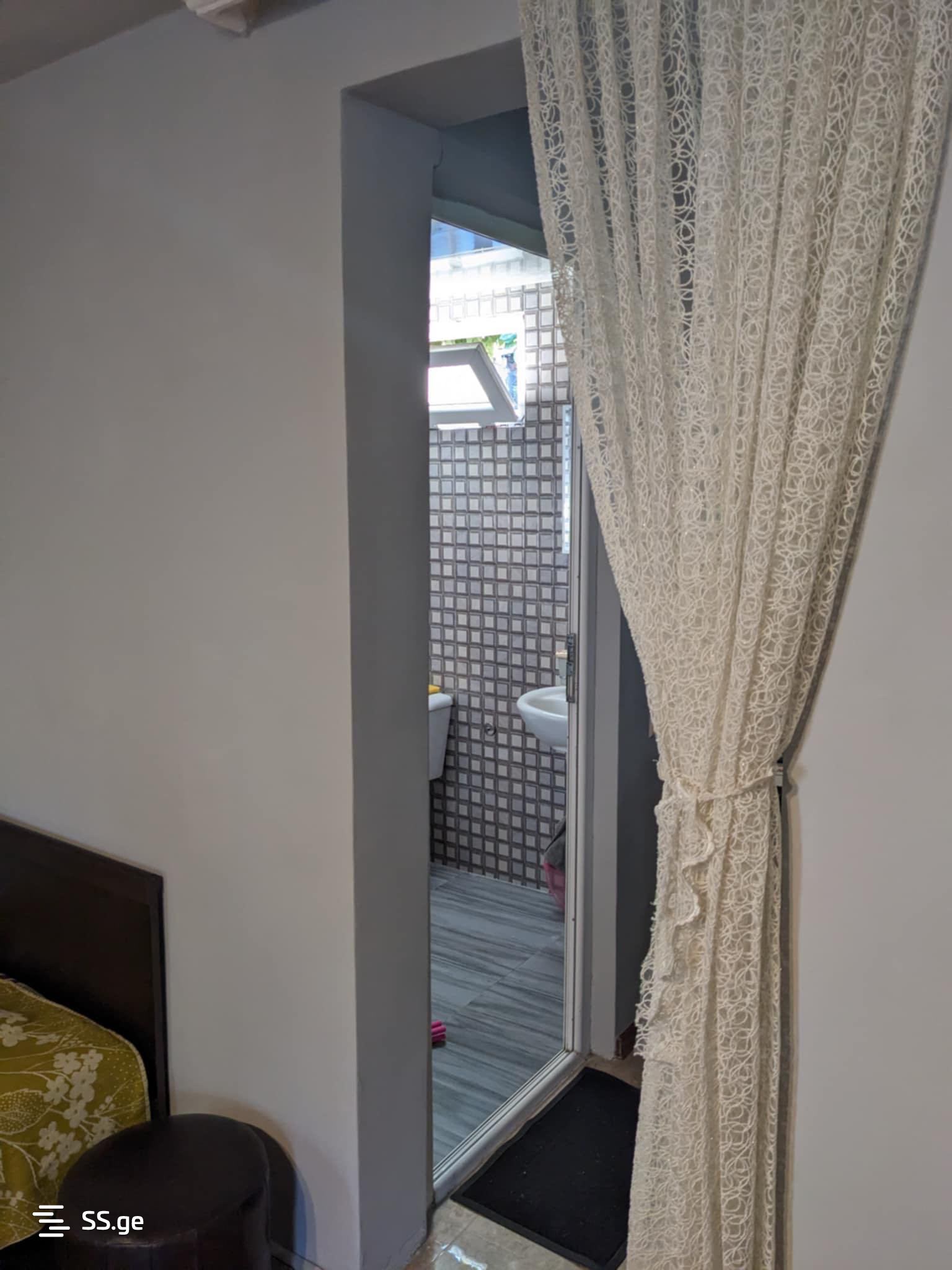 1 Room Summer Cottage Daily Rent. Batumi view 2