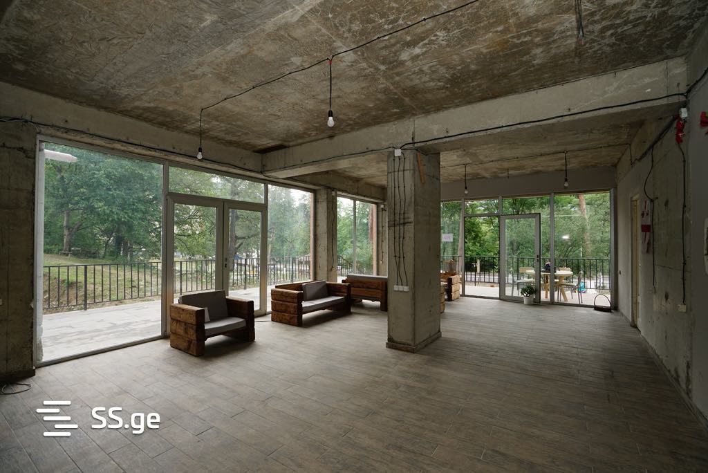 Shopping Property For Sale. Borjomi view 7