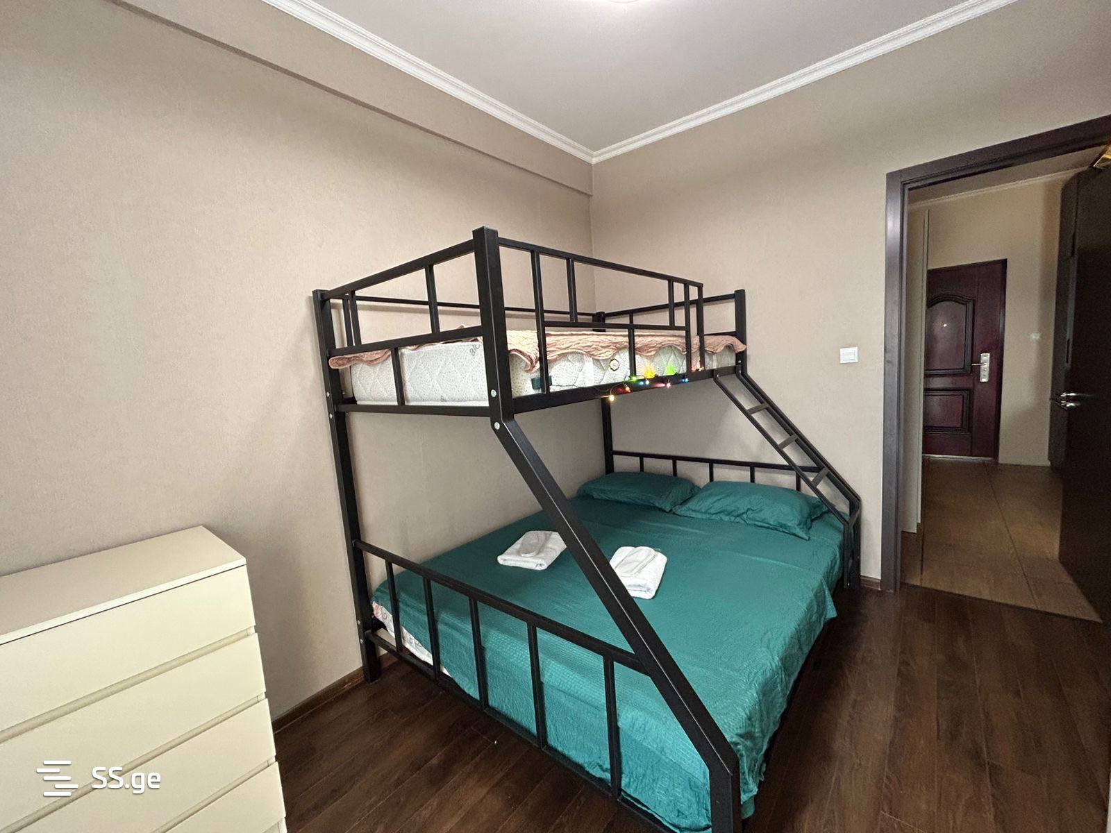 2 room Flat Daily rent. Varketili - Mehr