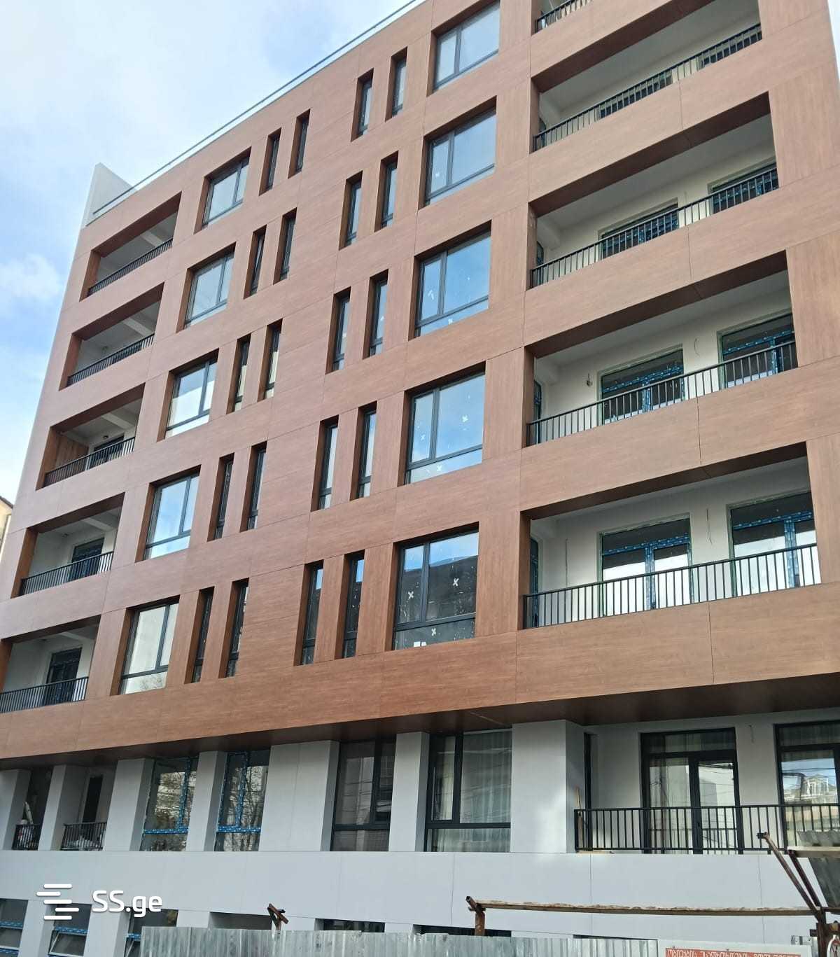 4 Room Flat For Sale, 2 of 4