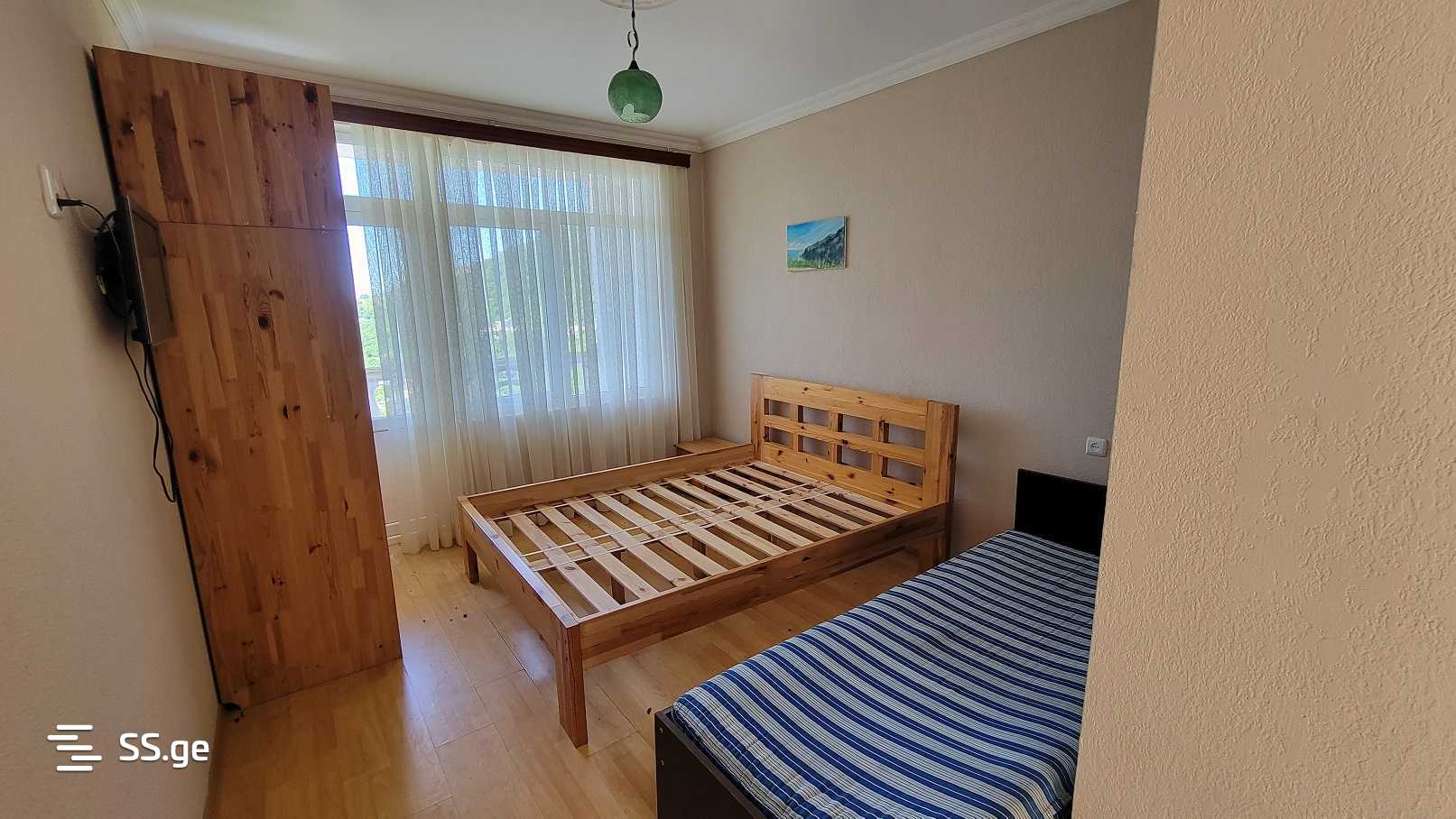 8 Room Hotel For Sale view 3