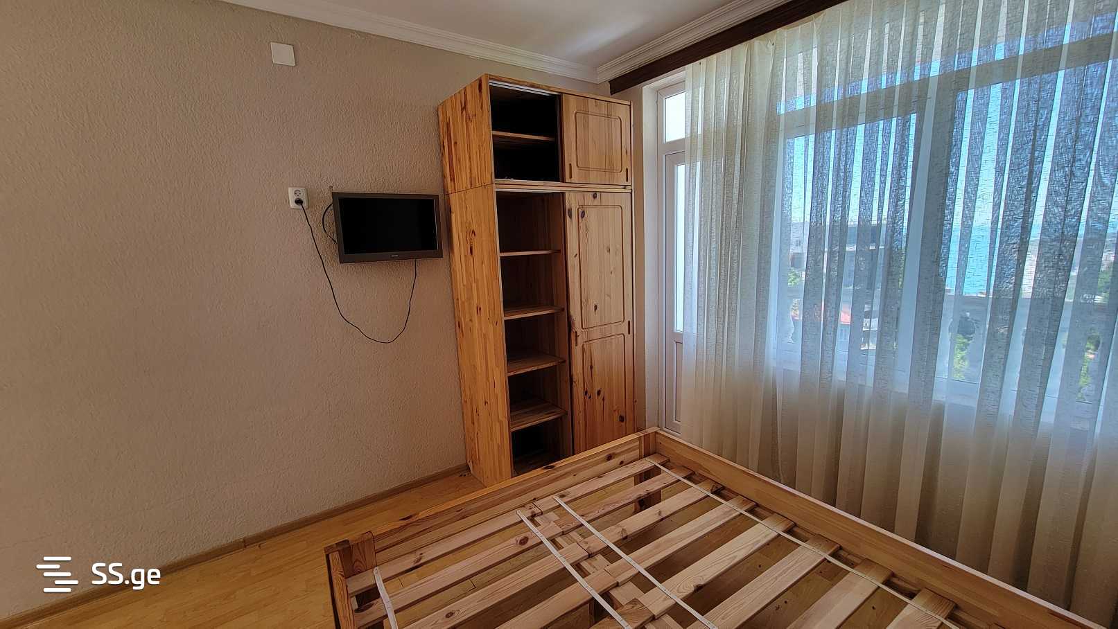 8 Room Hotel For Sale view 10