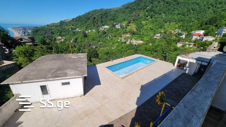 8 Room Hotel For Sale view 4