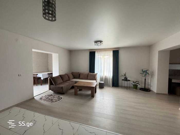 https://static.ss.ge/20251204/1_e68f6100-76e7-47e3-aced-93d6c50dcff7_Thumb.jpg