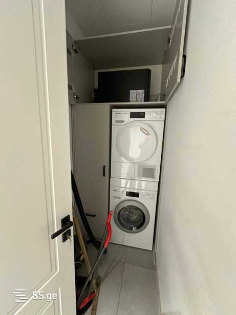 https://static.ss.ge/20251204/3_0663d72c-5456-402b-8289-af9cbd261090_Thumb.jpg