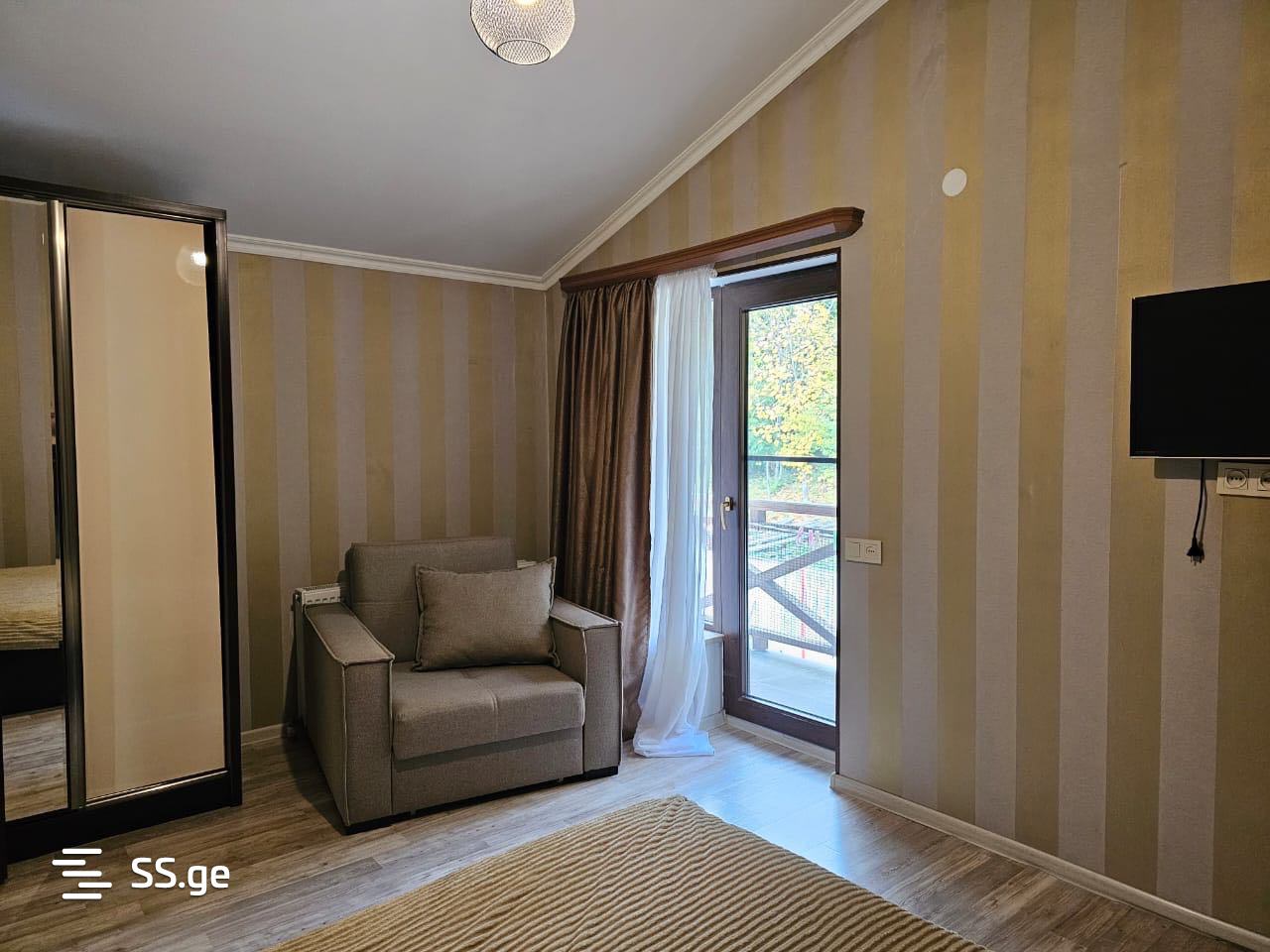 3 Room Summer Cottage Daily Rent. Bakuriani, 1 of 4