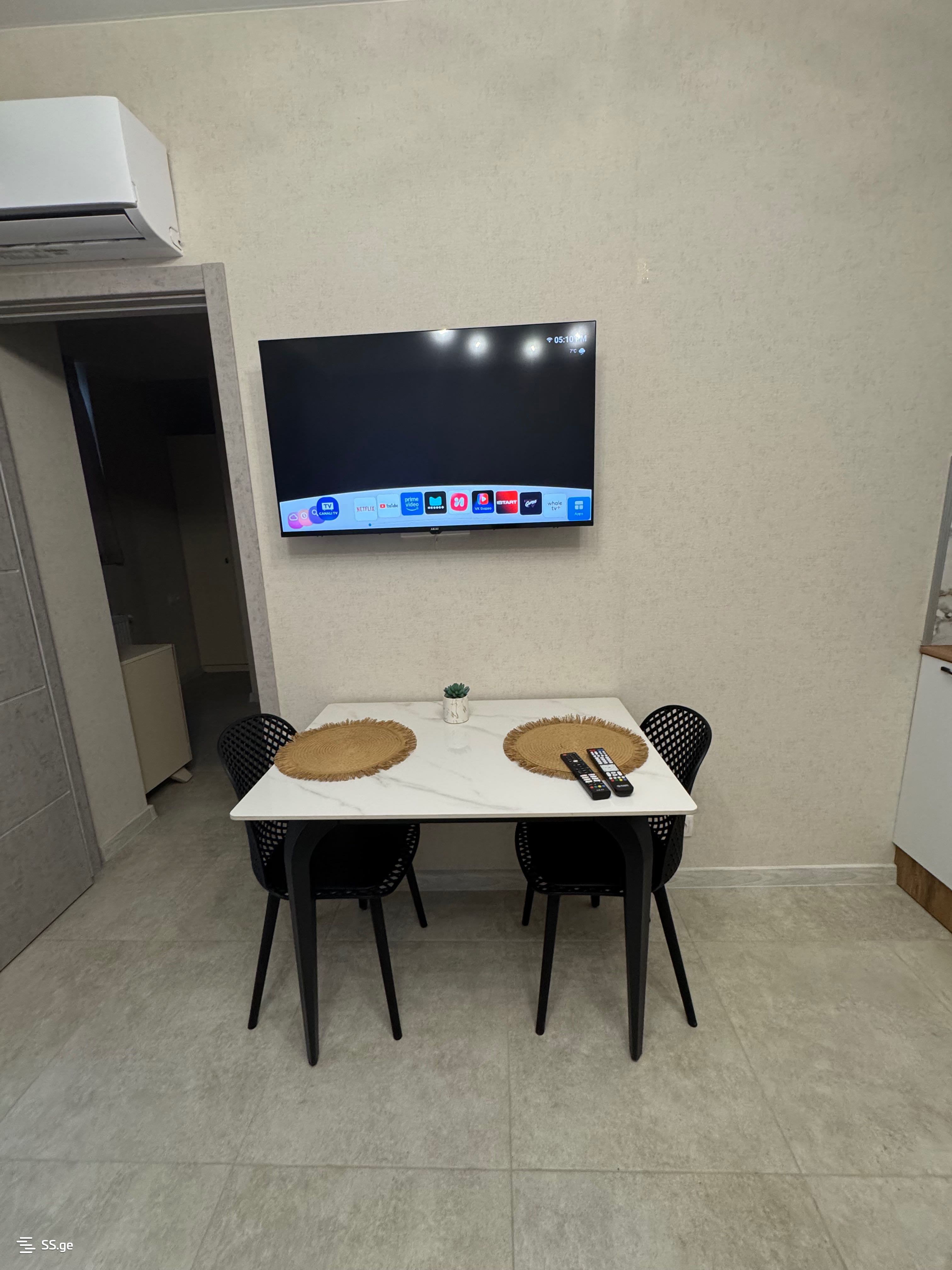 2 Room Flat Daily Rent. Rustavi view 2