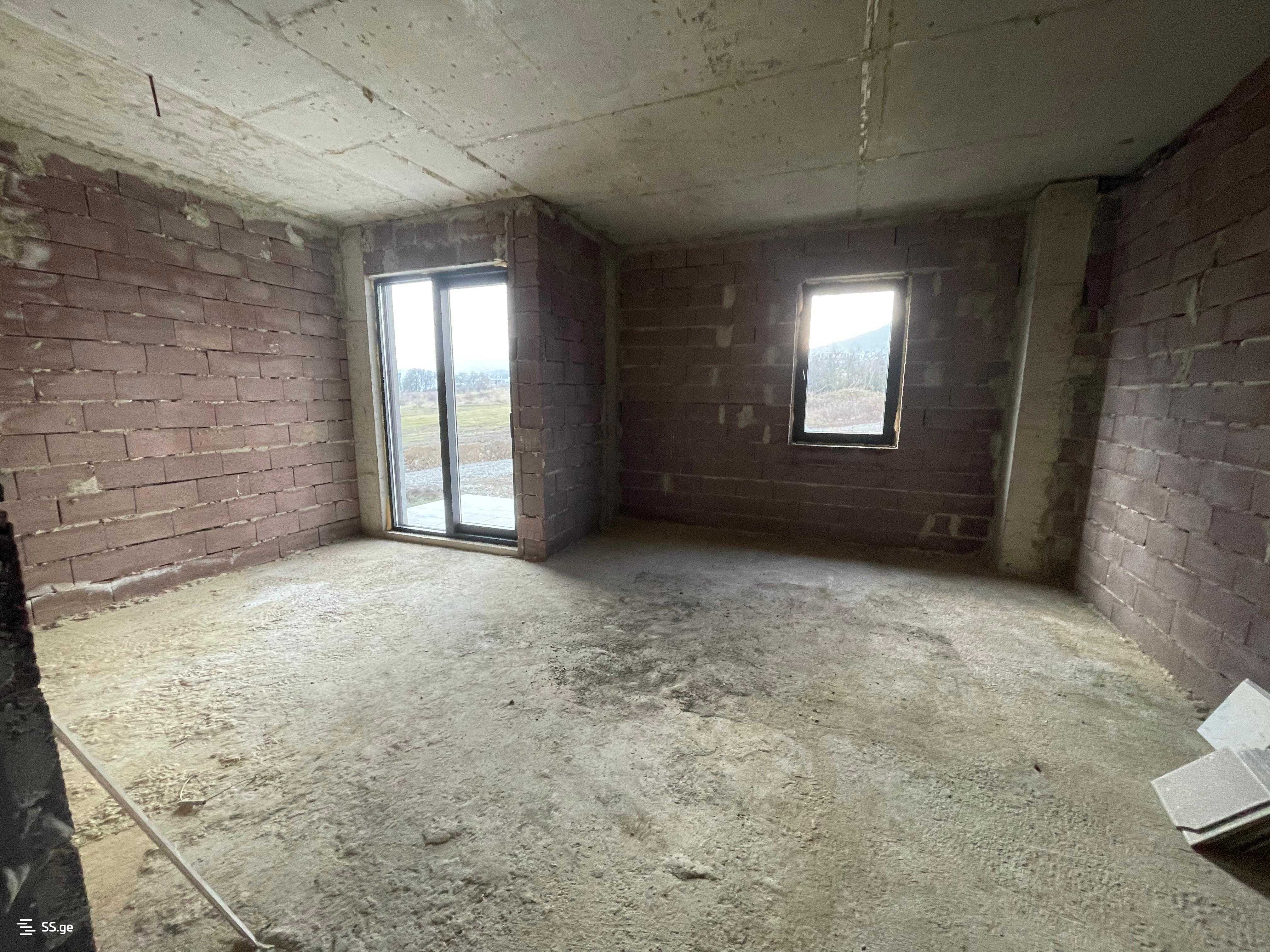 6 Room Private House For Sale view 10