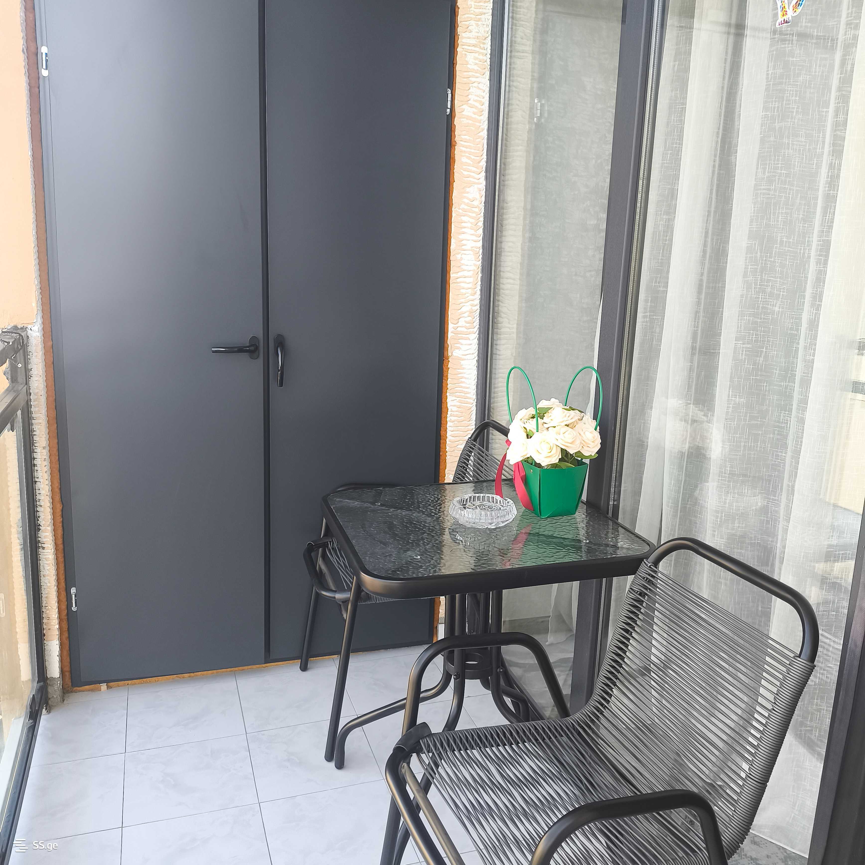 3 Room Flat Daily Rent. Rustavi view 12