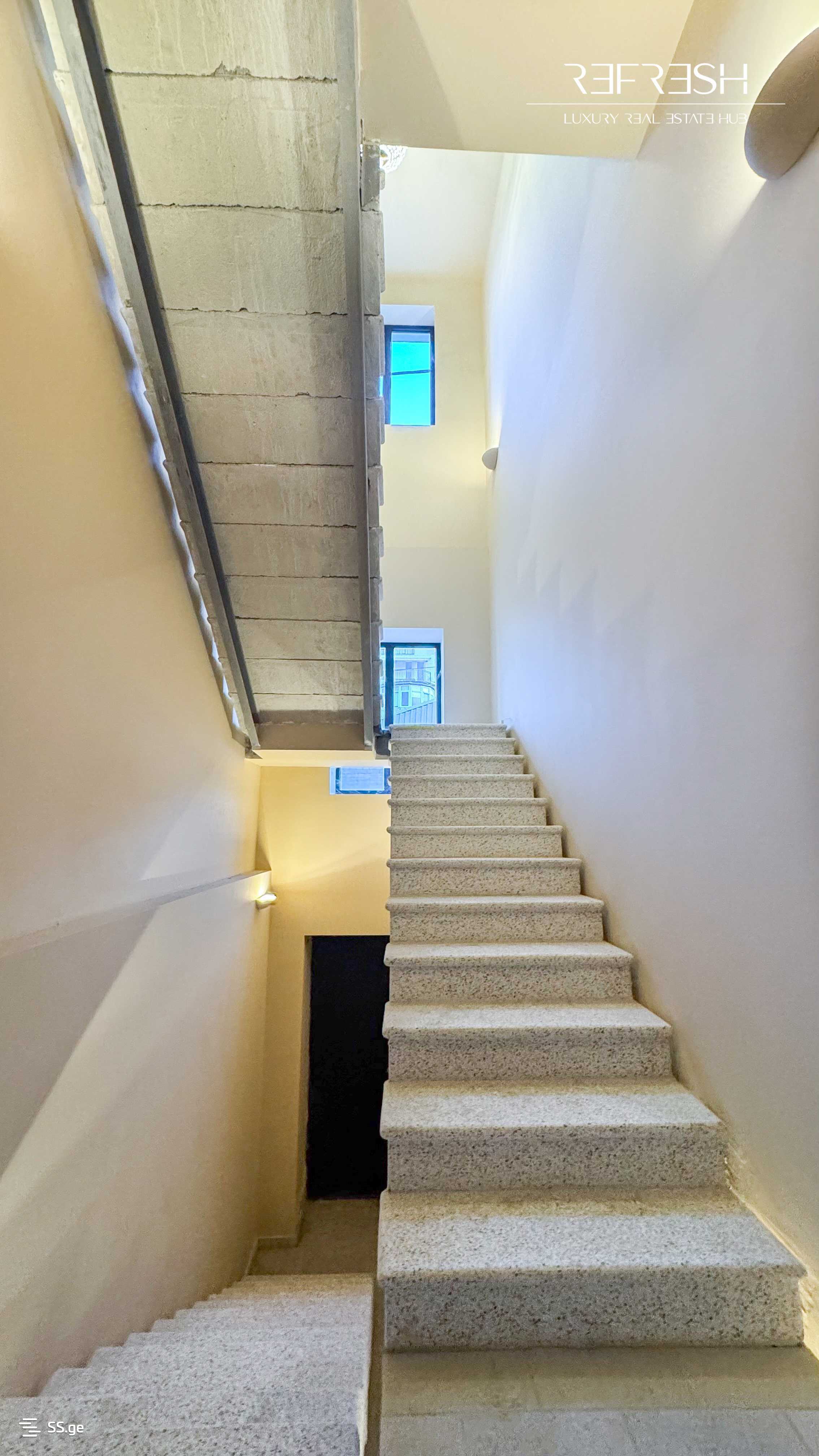 Hotel For Sale. Vera view 3