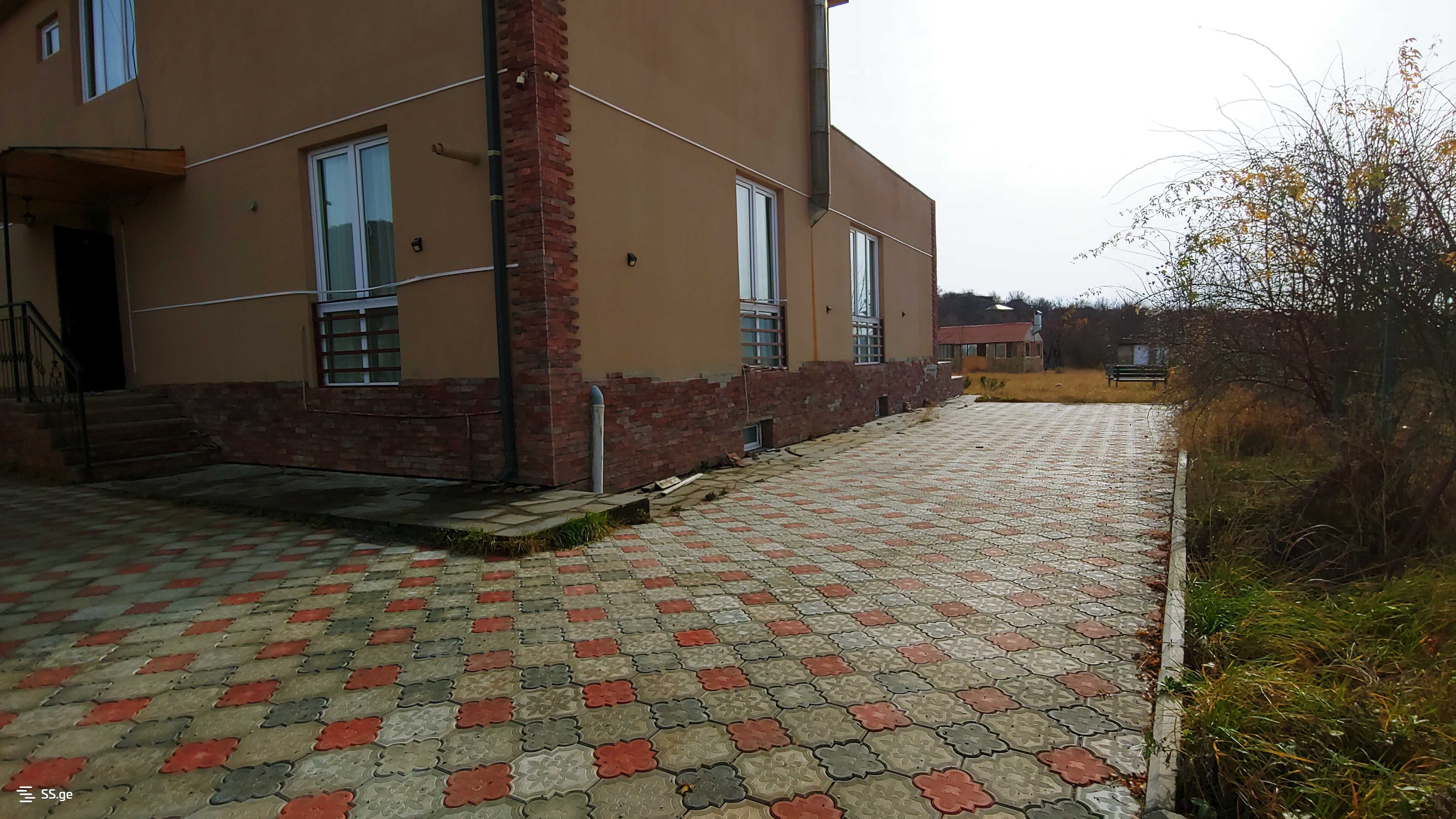 იყიდება 8 ოთახიანი აგარაკი ბულაჩაურში - სურათი #34