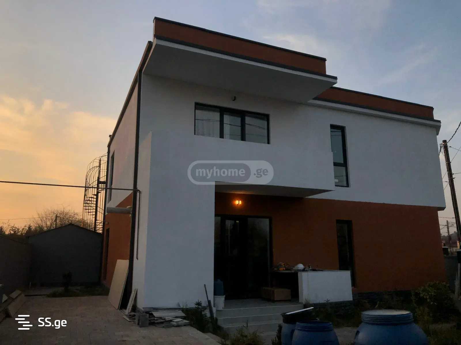 8 Room Private House For Rent. Ivertubani, 1 of 12
