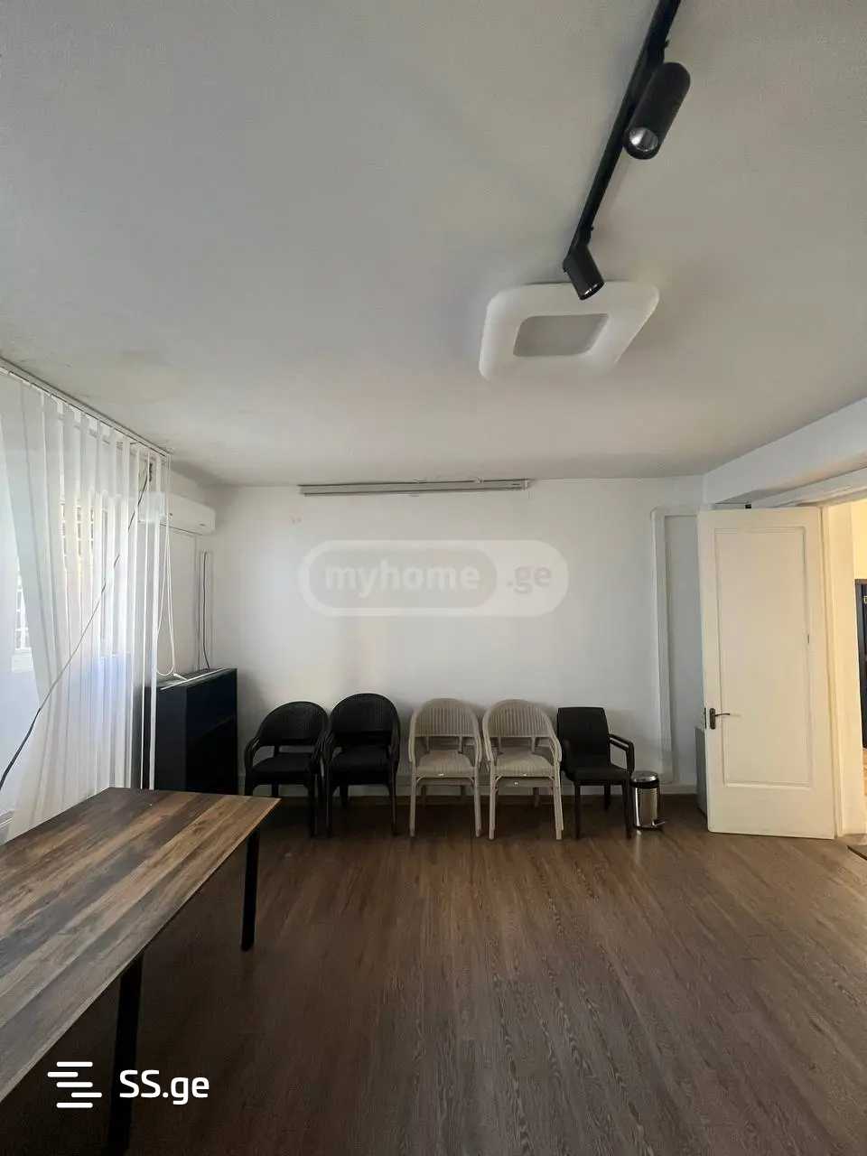 6 Room Private House For Rent. Saburtalo view 5