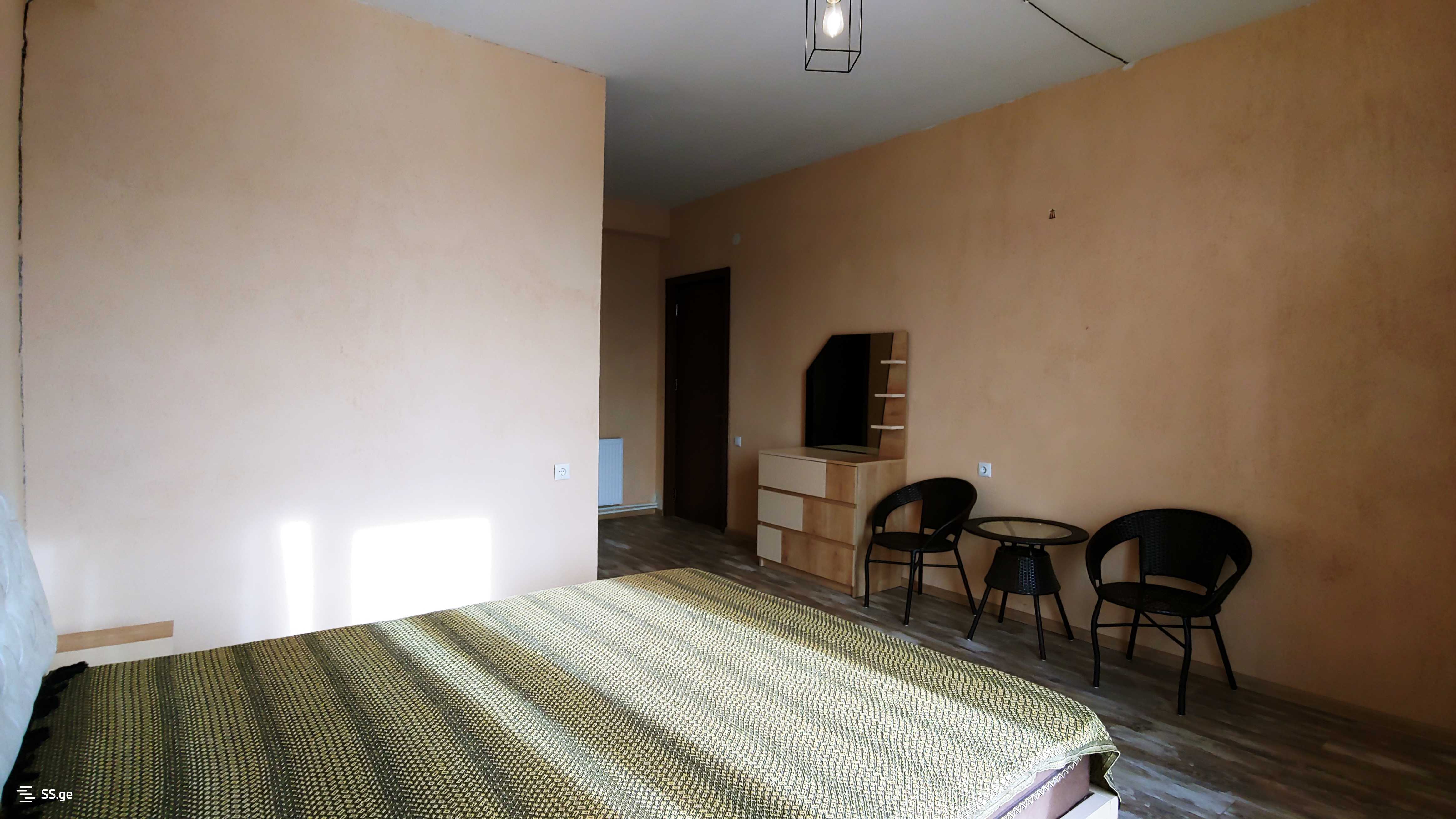 იყიდება 8 ოთახიანი აგარაკი ბულაჩაურში - სურათი #10