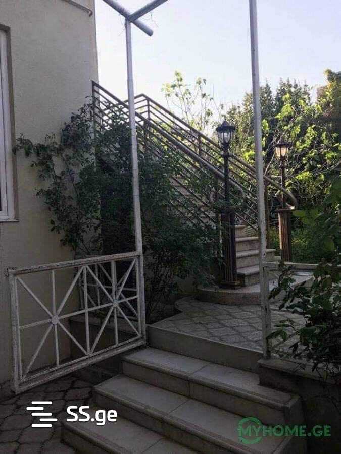 8 Room Private House For Rent. Vedzisi view 12