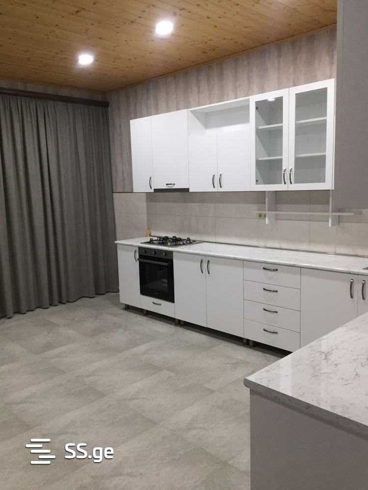8 Room Private House For Rent. Vedzisi view 11