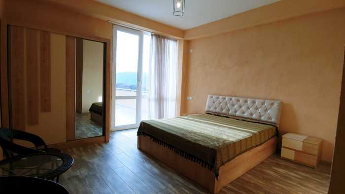 იყიდება 8 ოთახიანი აგარაკი ბულაჩაურში - სურათი #9