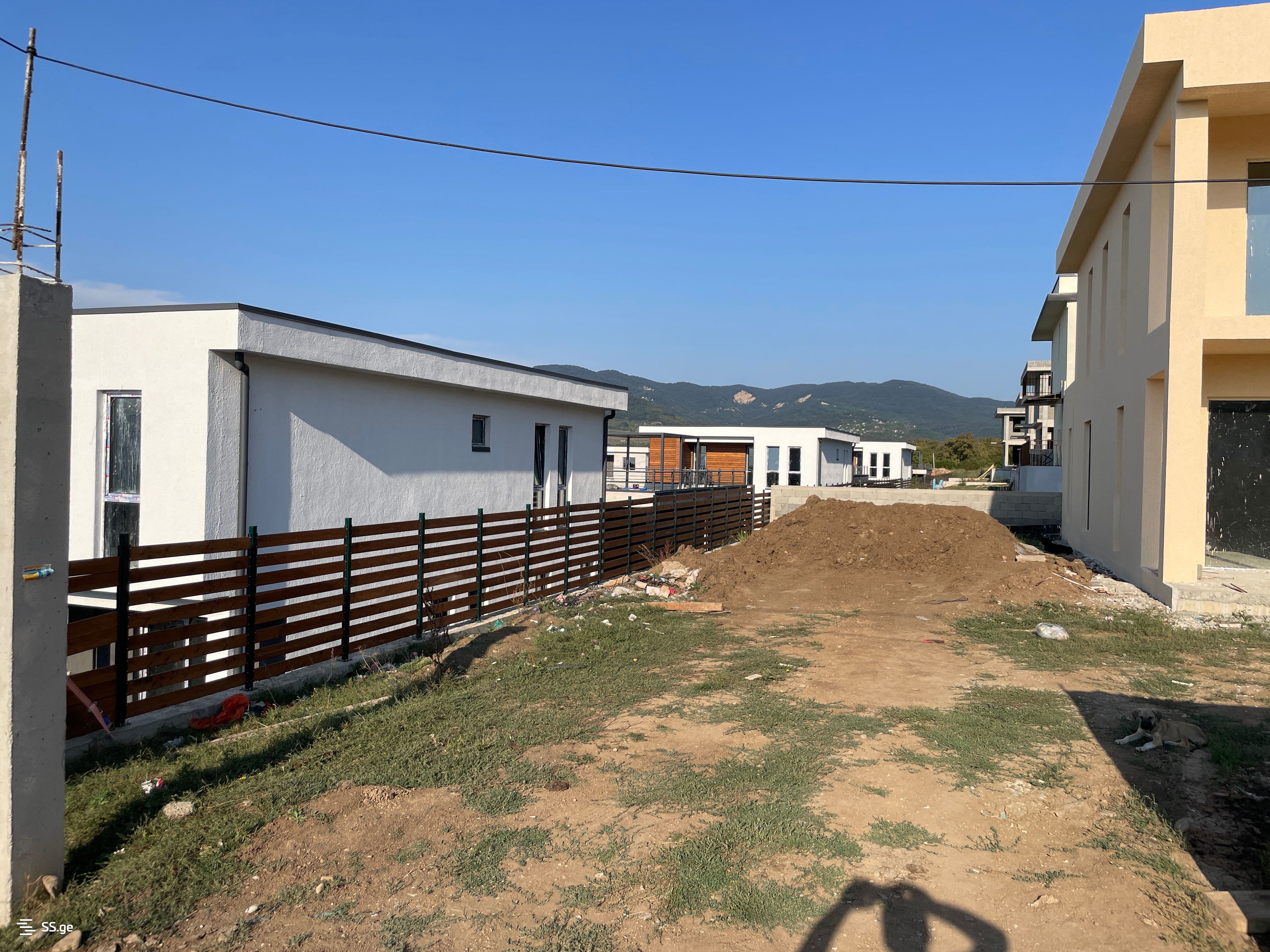 6 Room Private House For Sale view 4