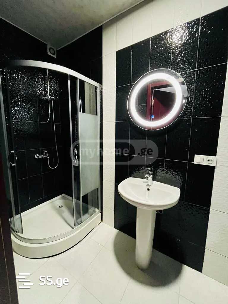 8 Room Hotel For Rent. Isani, 8 of 12