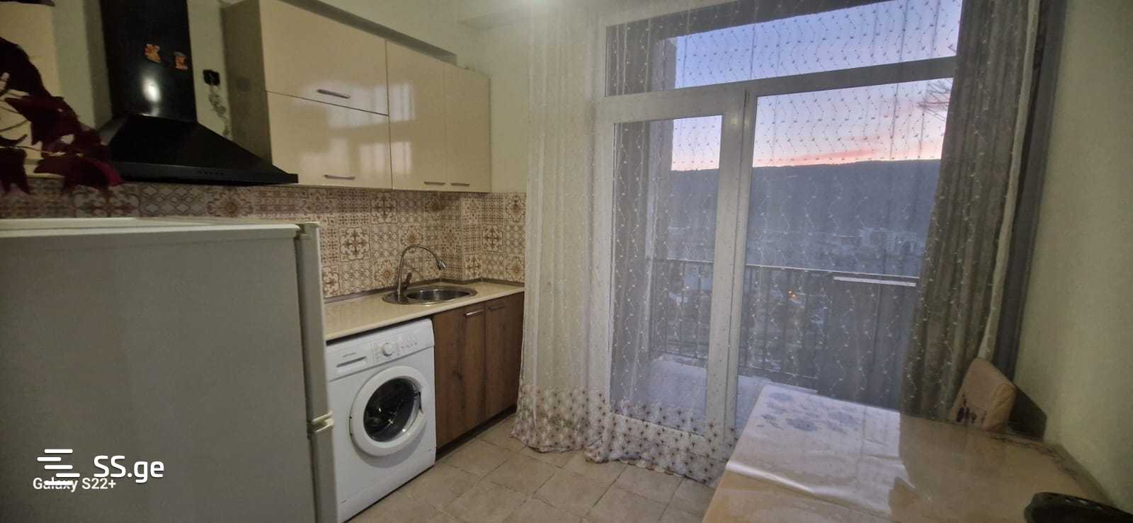 2 Room Flat Daily Rent. Samgori view 6