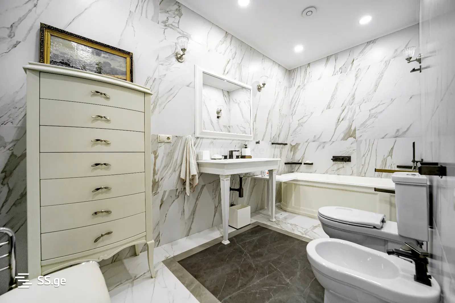 10 Room Private House For Rent. Saguramo view 4