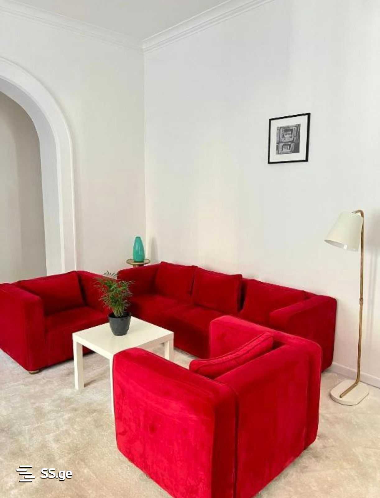 7 room Hotel For Sale. Mtatsminda