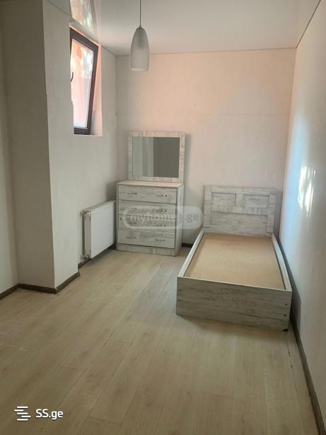 https://static.ss.ge/20251215/3_8f792d94-3dc1-48c2-b63f-6c979cc1465b_Thumb.jpg