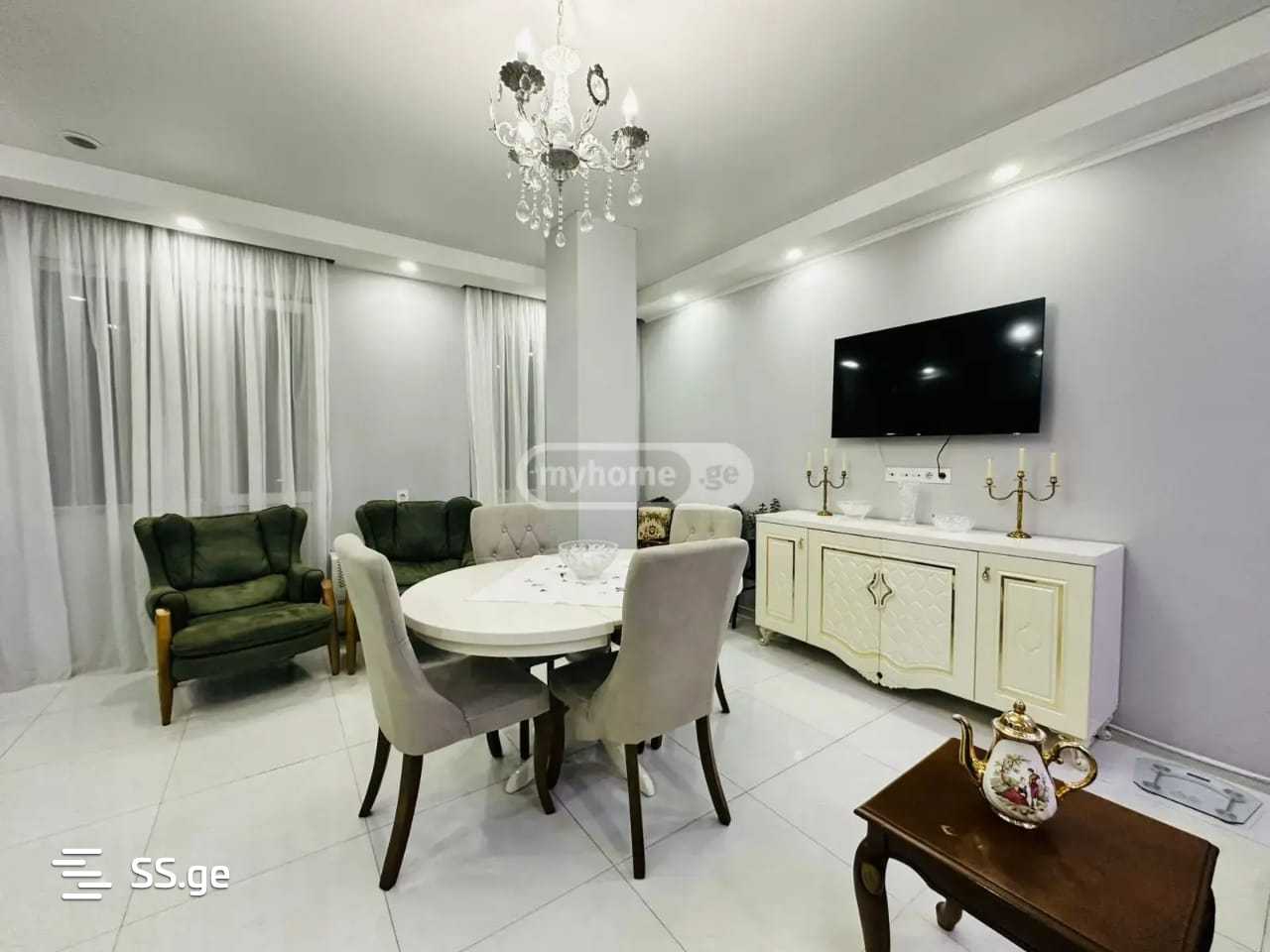 4 room Flat For Sale. Batumi - Aanzicht 6