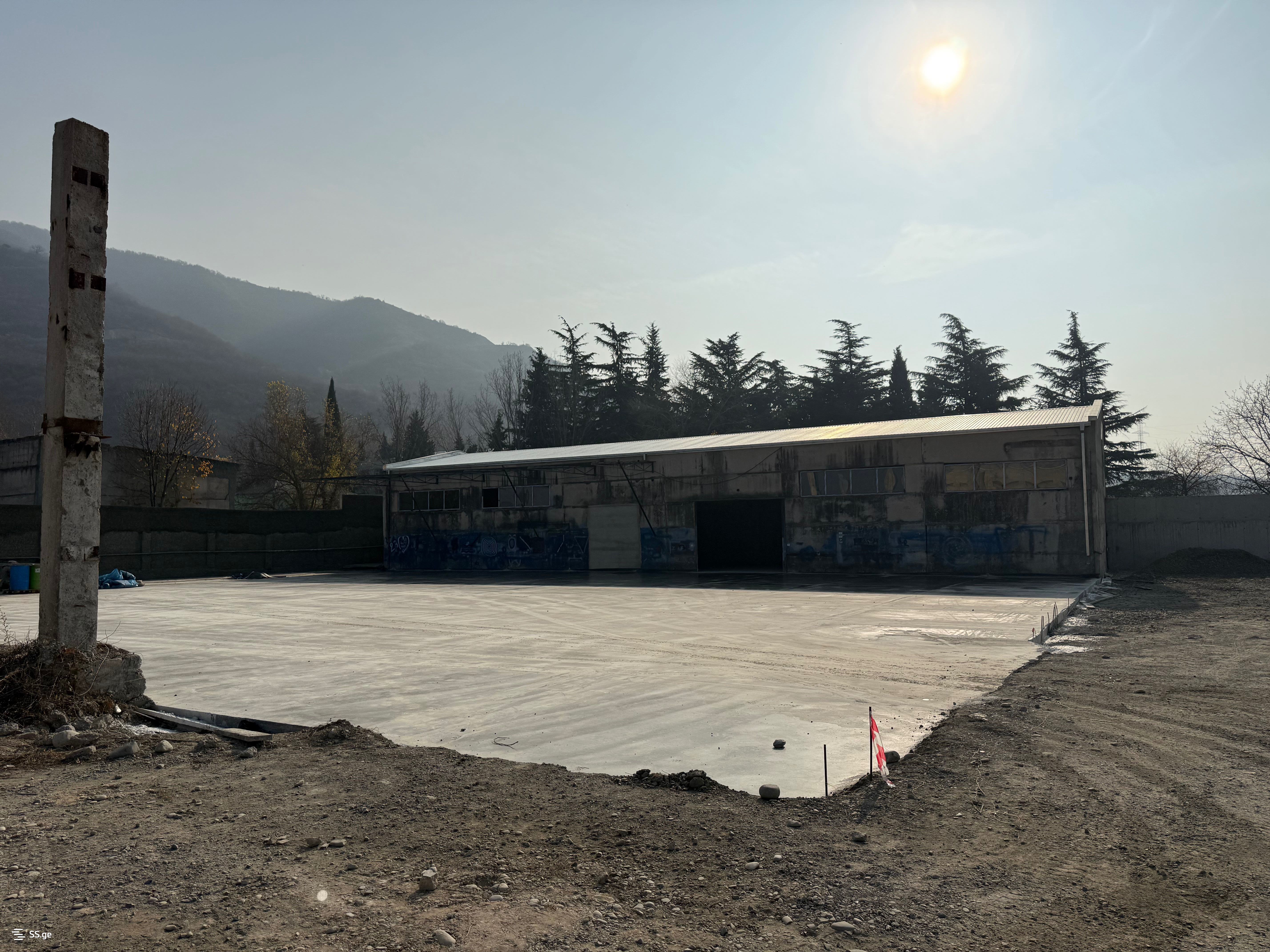 Store-Industrial Property For Rent. Saguramo view 8