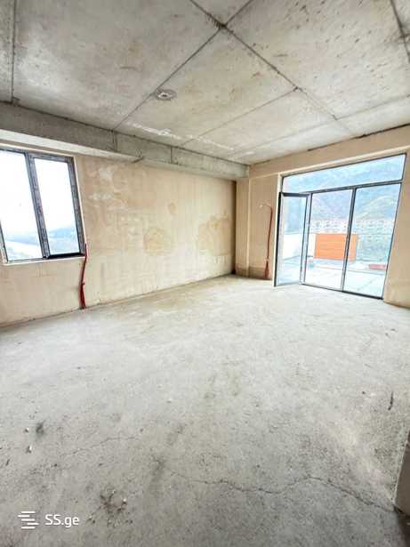 https://static.ss.ge/20251218/12_5ade8596-d319-4572-b79d-a89110726939_Thumb.jpg