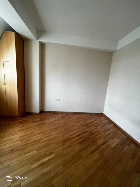 https://static.ss.ge/20251218/14_0423c02c-38c9-42dc-a56d-090a5093338b_Thumb.jpg