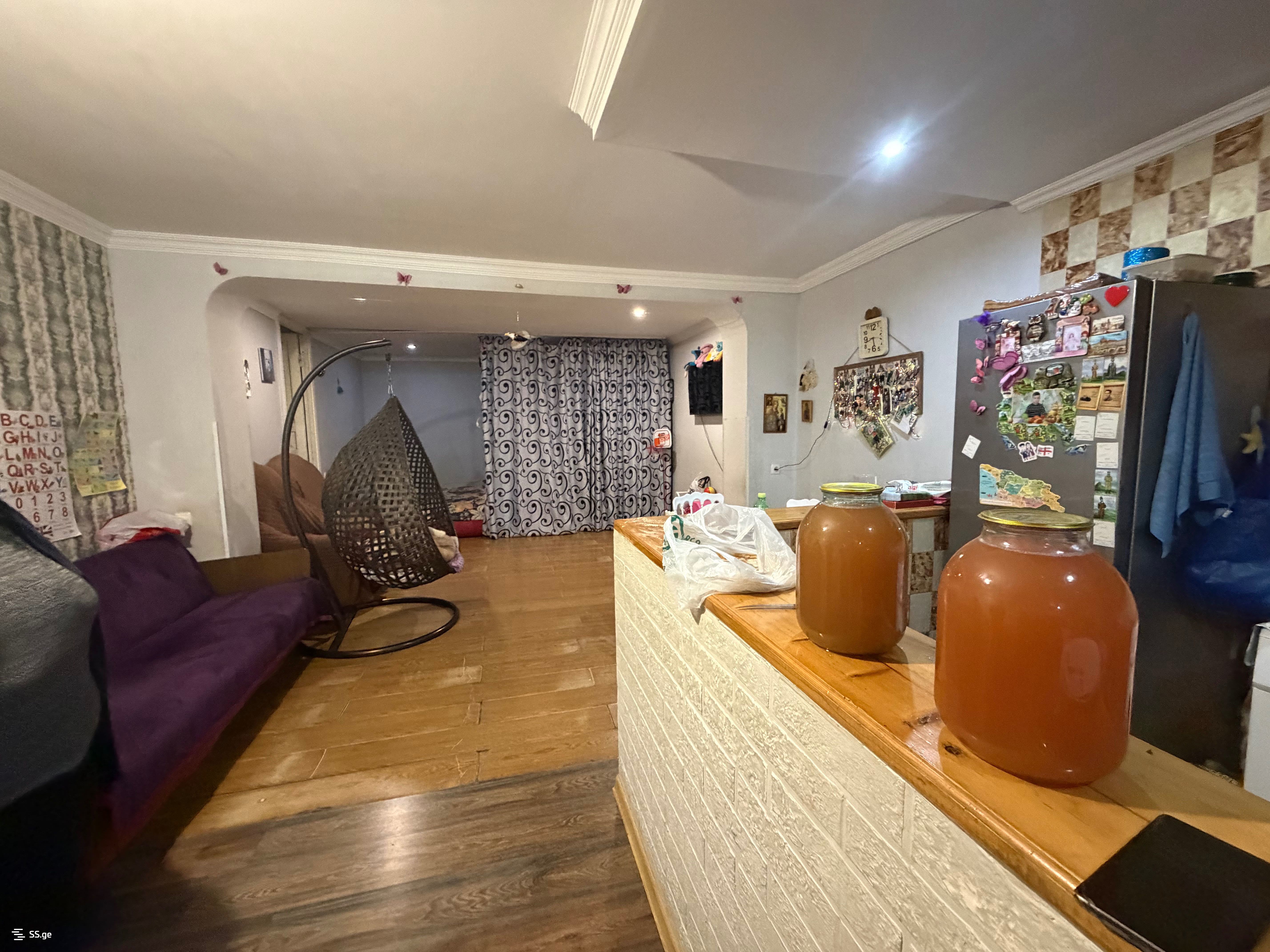 8 Room Private House For Sale view 14