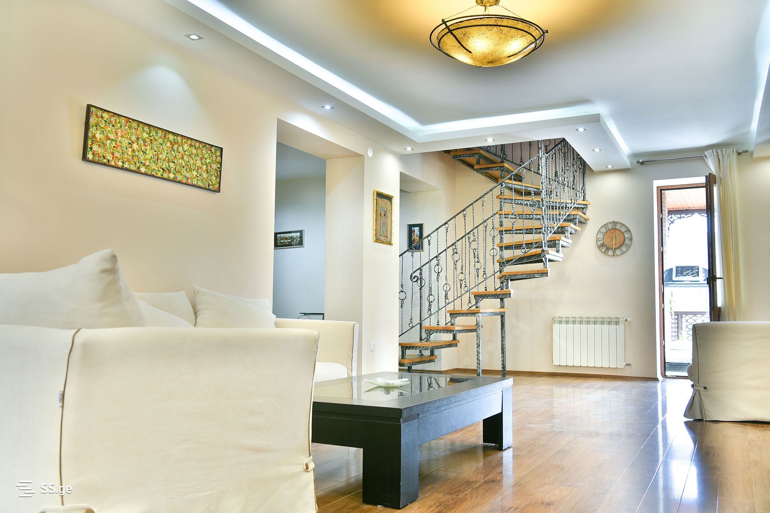 5 Room Flat For Sale, 2 of 4