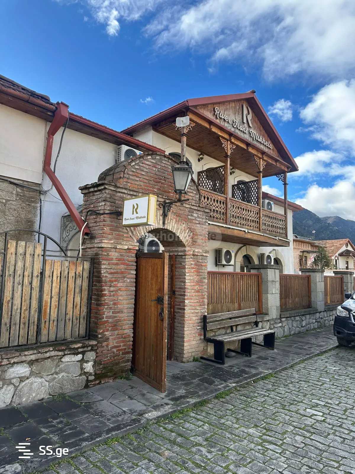 10 room Hotel For Sale. Mtskheta