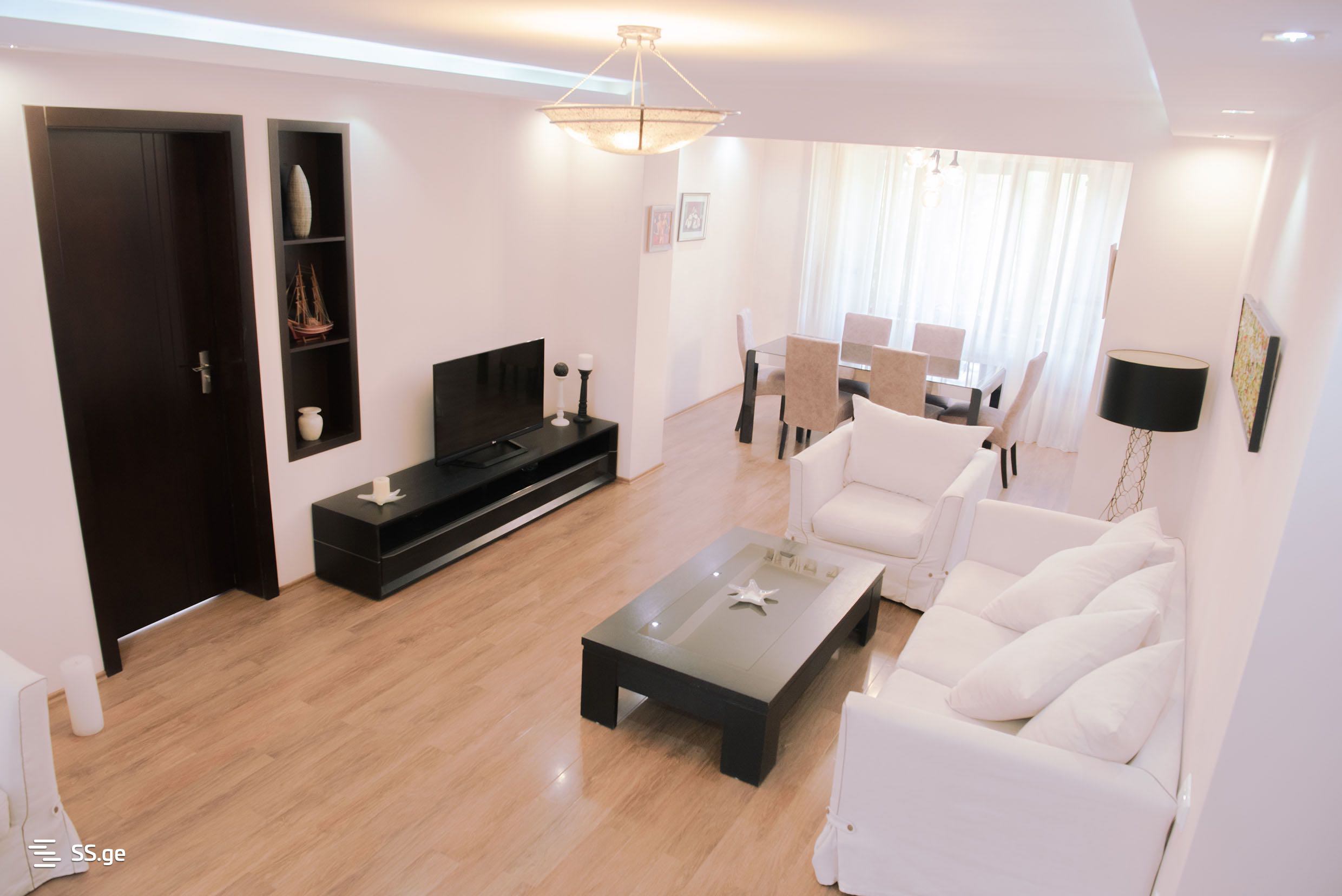 5 Room Flat For Sale, 3 of 4