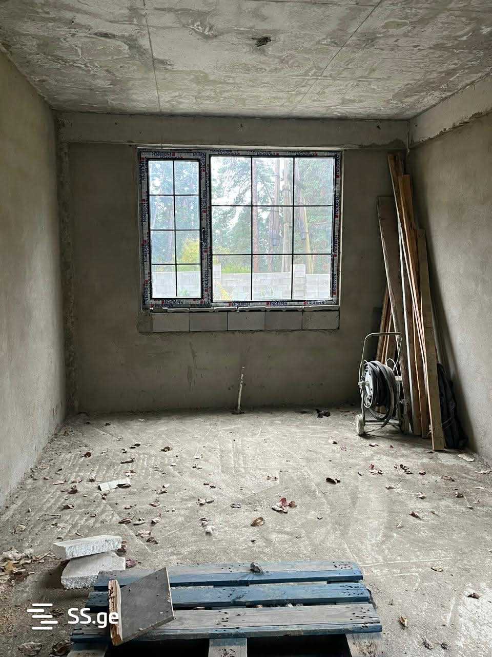 4 Room Private House For Sale view 5