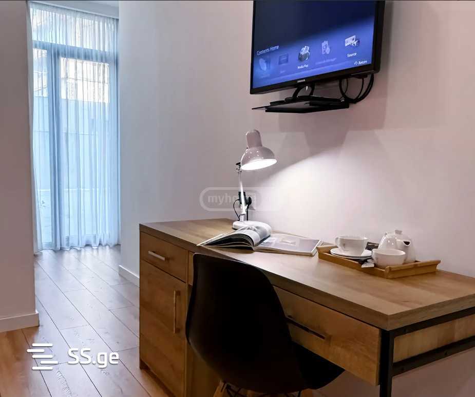 1 Room Flat Daily Rent. Vera view 3