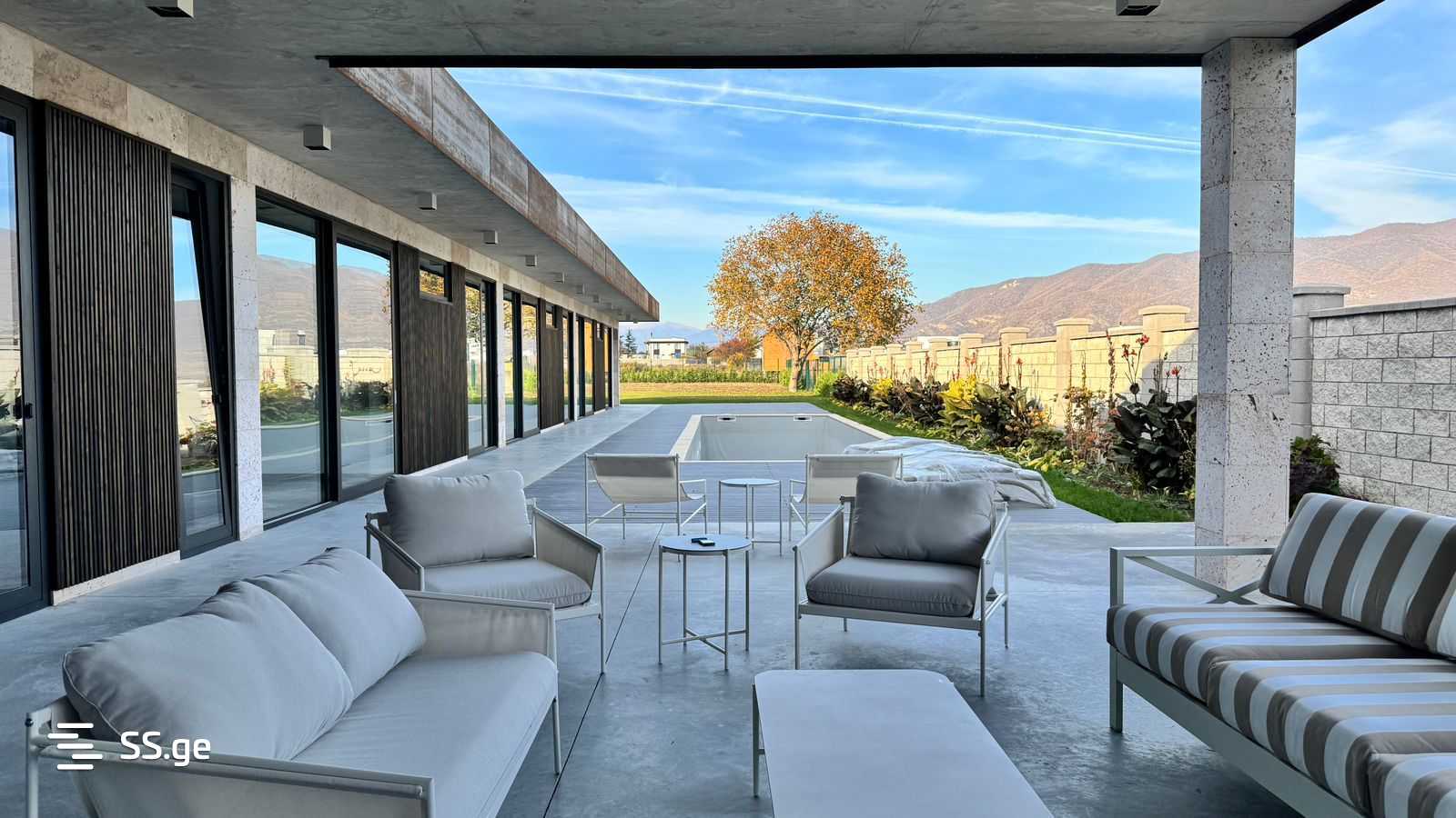 5 Room Private House For Sale view 10