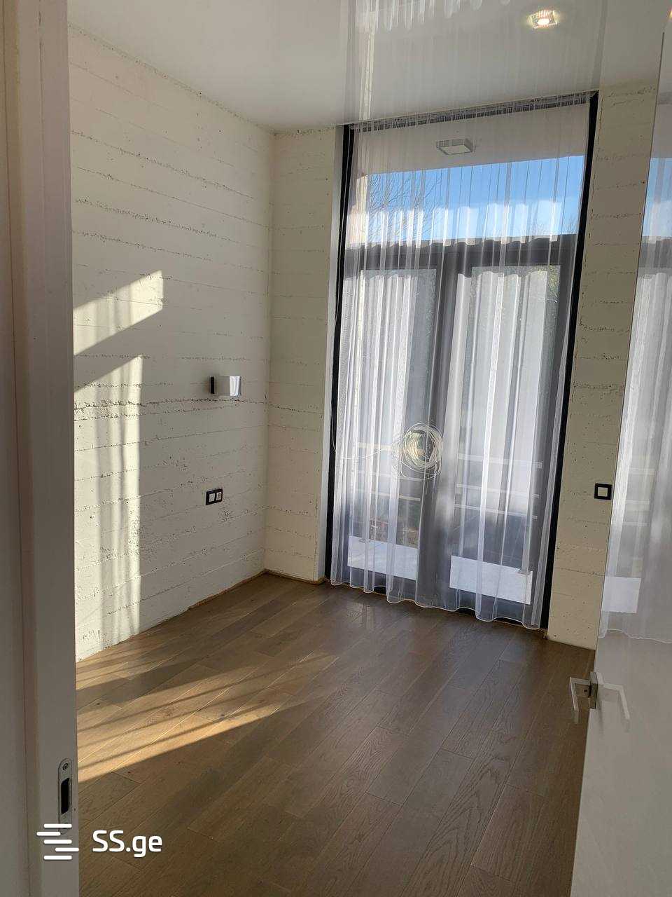 5 Room Private House For Sale view 11